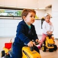 FALK BABY JEŹDZIK TRAKTOREK JCB Z PRZYCZEPKĄ OD 12 M-CY 215C