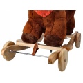 ADAM TOYS BRĄZOWY KONIK NA BIEGUNACH Z FOTELIKIEM I KOŁAMI OD 10 M-CY