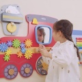 VIGA DREWNIANA SENSORYCZNA TABLICA MANIPULACYJNA POCIĄG 44717