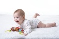 TINY LOVE TINY SMARTS ZAWIESZKA DZWONECZEK MIŚ ISAAC TL111420